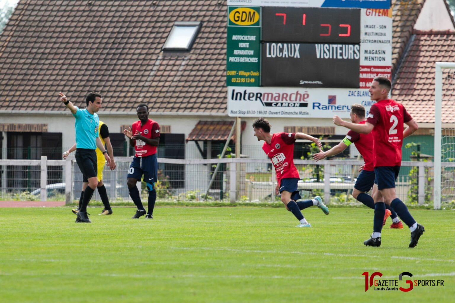 Football r2 us camon liancourt clermont louis auvin gazettesports 3268370324202956390 1536x1024